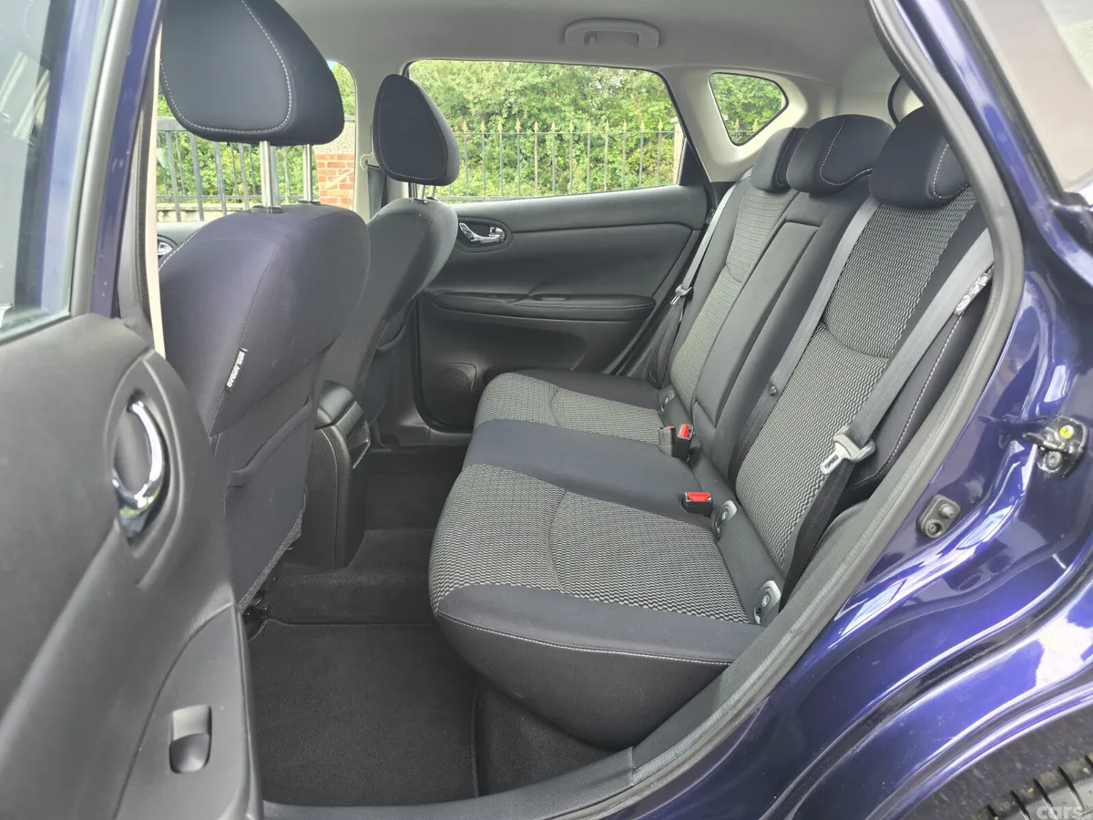 Nissan Pulsar Hatchback, Diesel, 2015, Blue