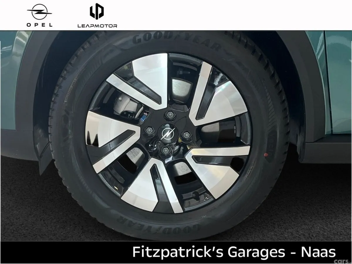 Opel Frontera SUV, Petrol Hybrid, 2026, Green