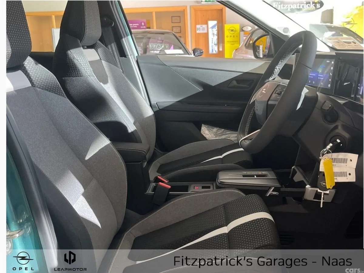 Opel Frontera SUV, Petrol Hybrid, 2026, Green