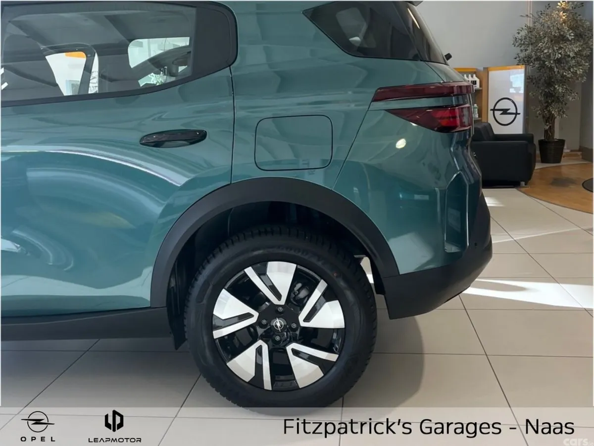 Opel Frontera SUV, Petrol Hybrid, 2026, Green