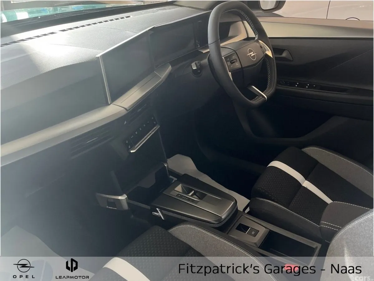 Opel Frontera SUV, Petrol Hybrid, 2026, Green