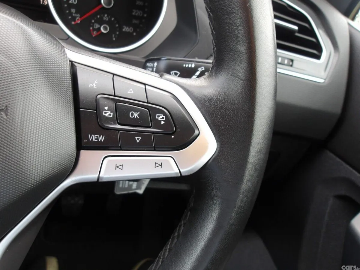 Volkswagen Tiguan SUV, Diesel, 2022, Grey