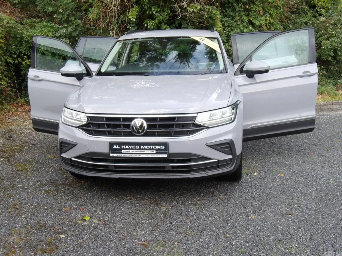 Volkswagen Tiguan SUV, Diesel, 2022, Grey