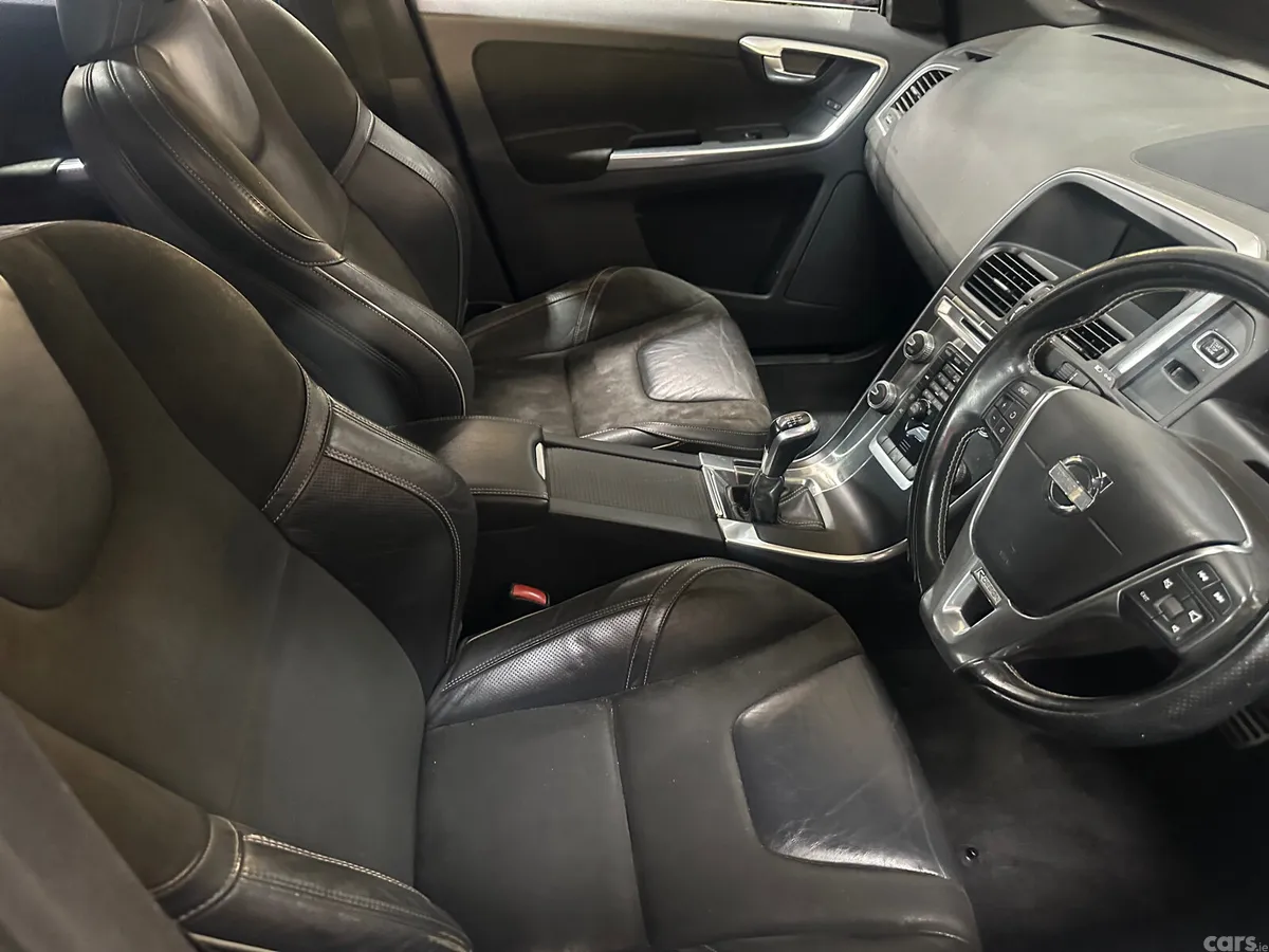 Volvo XC60 SUV, Diesel, 2014, Black