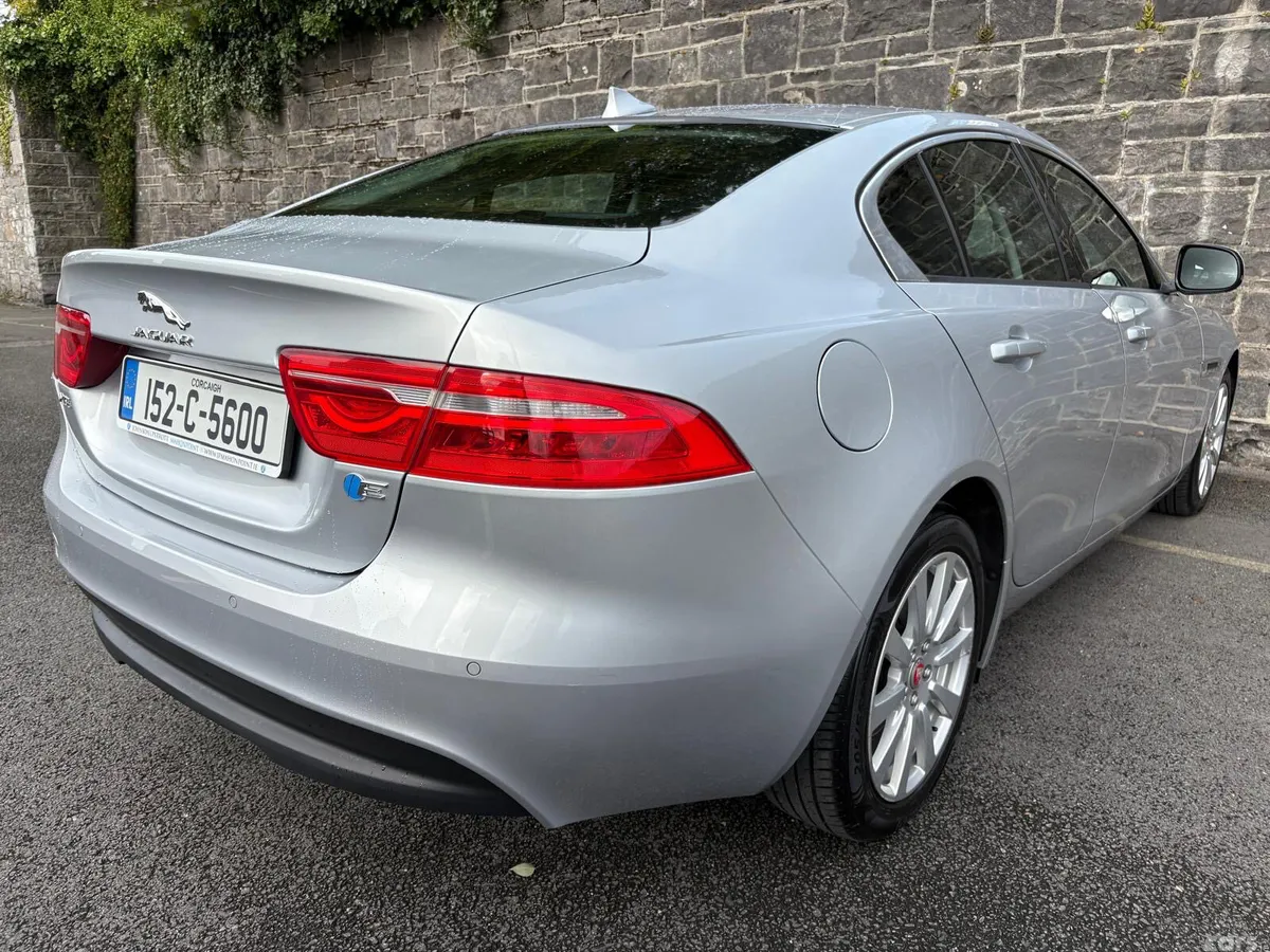Jaguar XE Saloon, Diesel, 2015, Silver