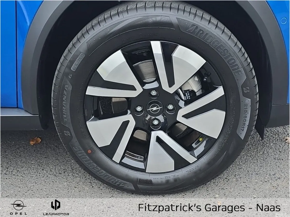 Opel Frontera SUV, Petrol Hybrid, 2026, Blue