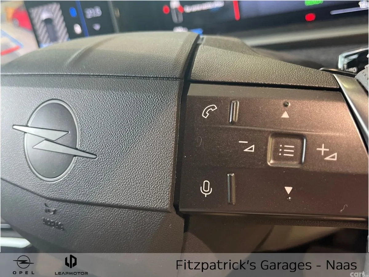 Opel Grandland SUV, Electric, 2026, Silver
