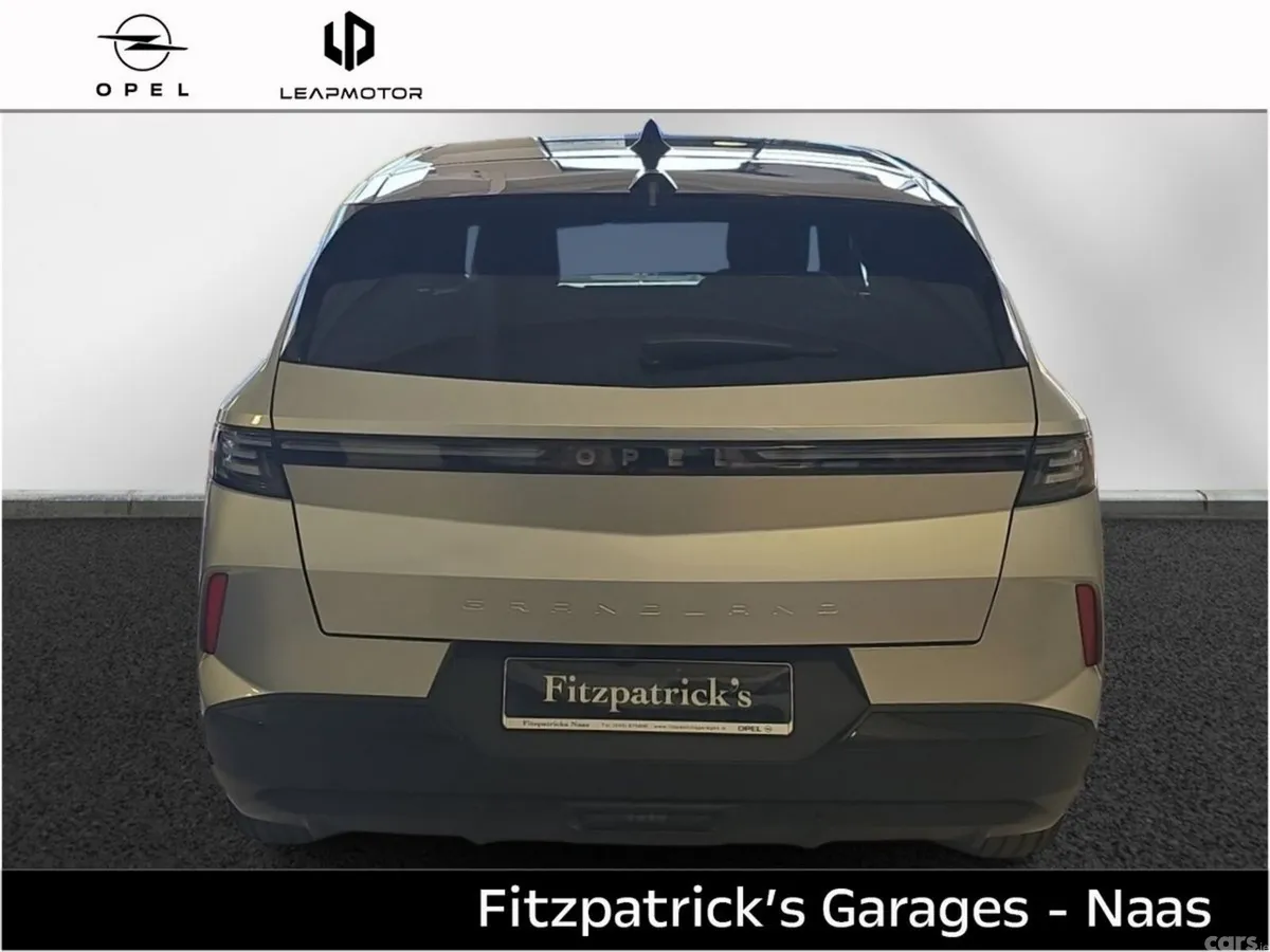 Opel Grandland SUV, Petrol Hybrid, 2026, Silver