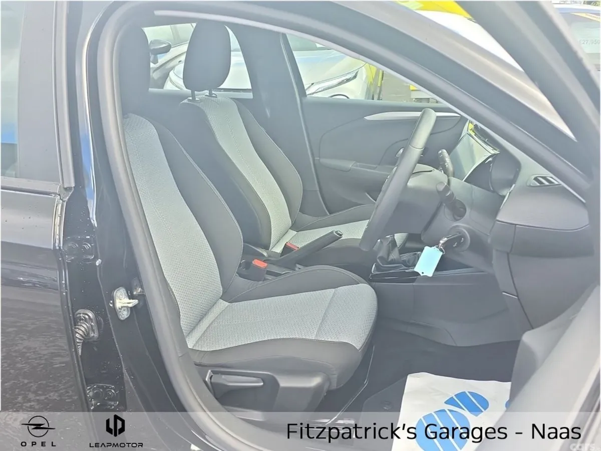 Opel Corsa Hatchback, Petrol, 2025, Black