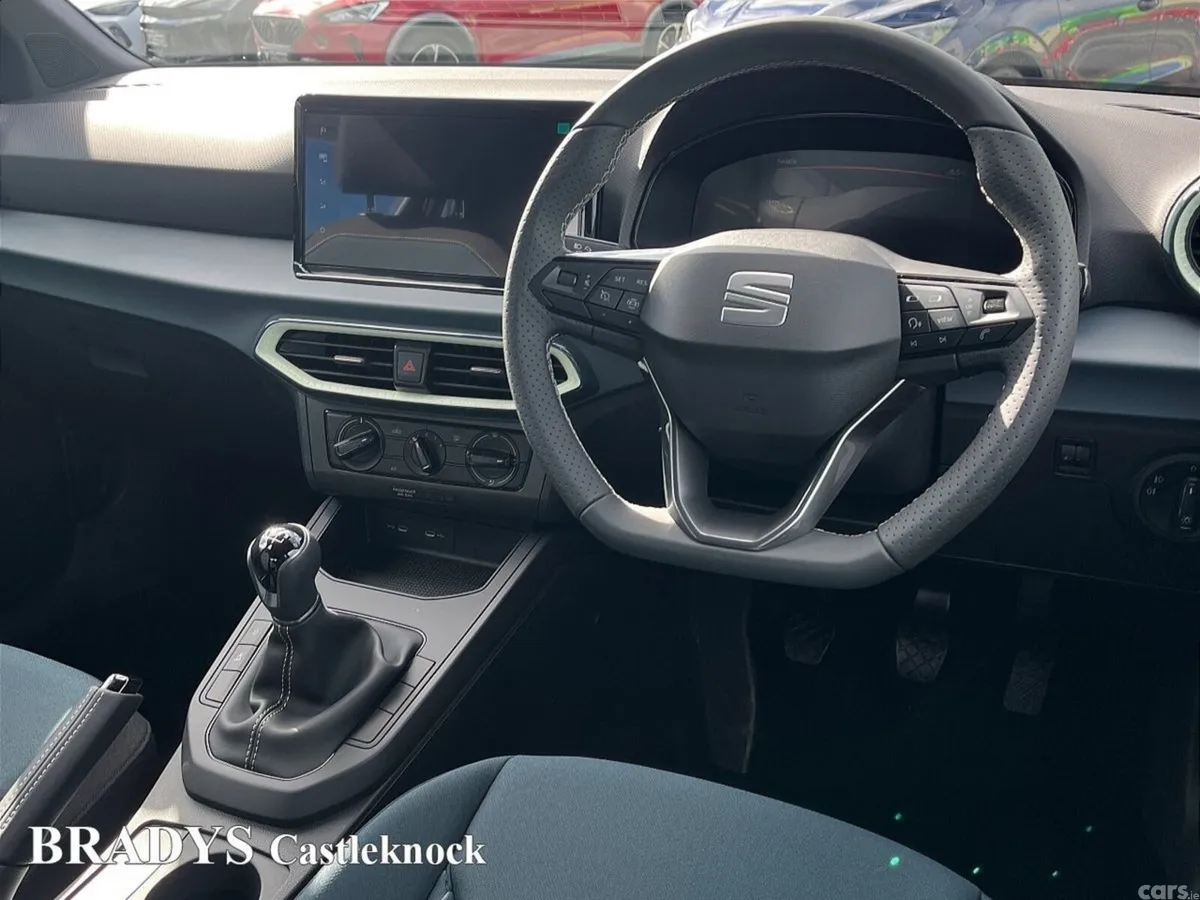SEAT Arona SUV, Petrol, 2027, Blue