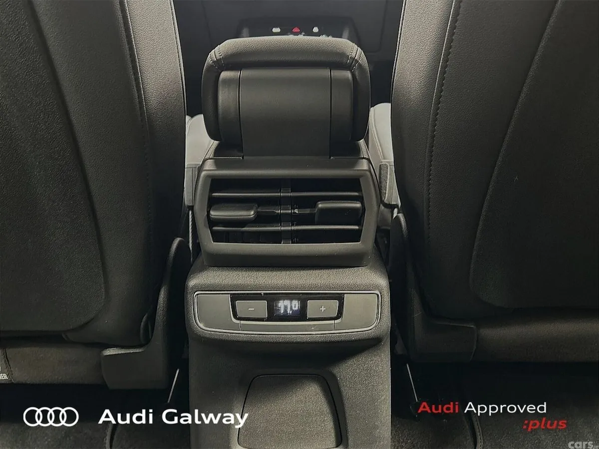 Audi Q4 e-tron SUV, Electric, 2024, Blue