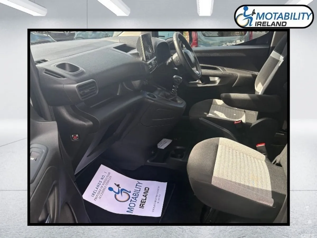Citroen Berlingo Multispace MPV, Diesel, 2024, Black