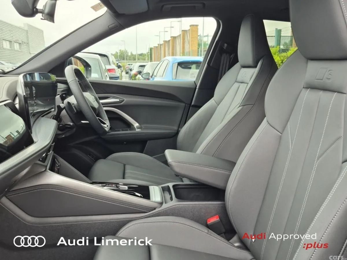 Audi Q5 SUV, Petrol Plug-in Hybrid, 2026, Blue