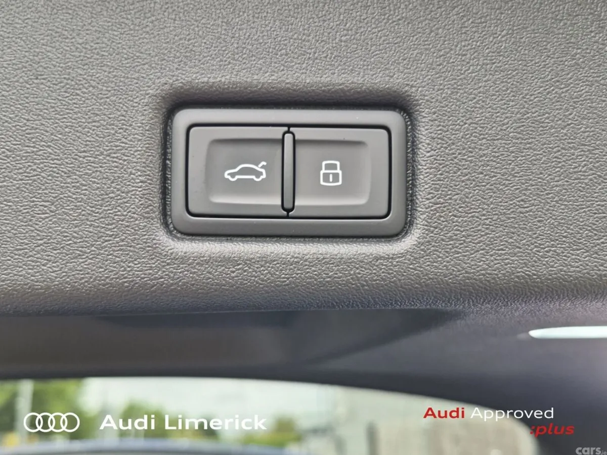 Audi Q5 SUV, Petrol Plug-in Hybrid, 2026, Blue