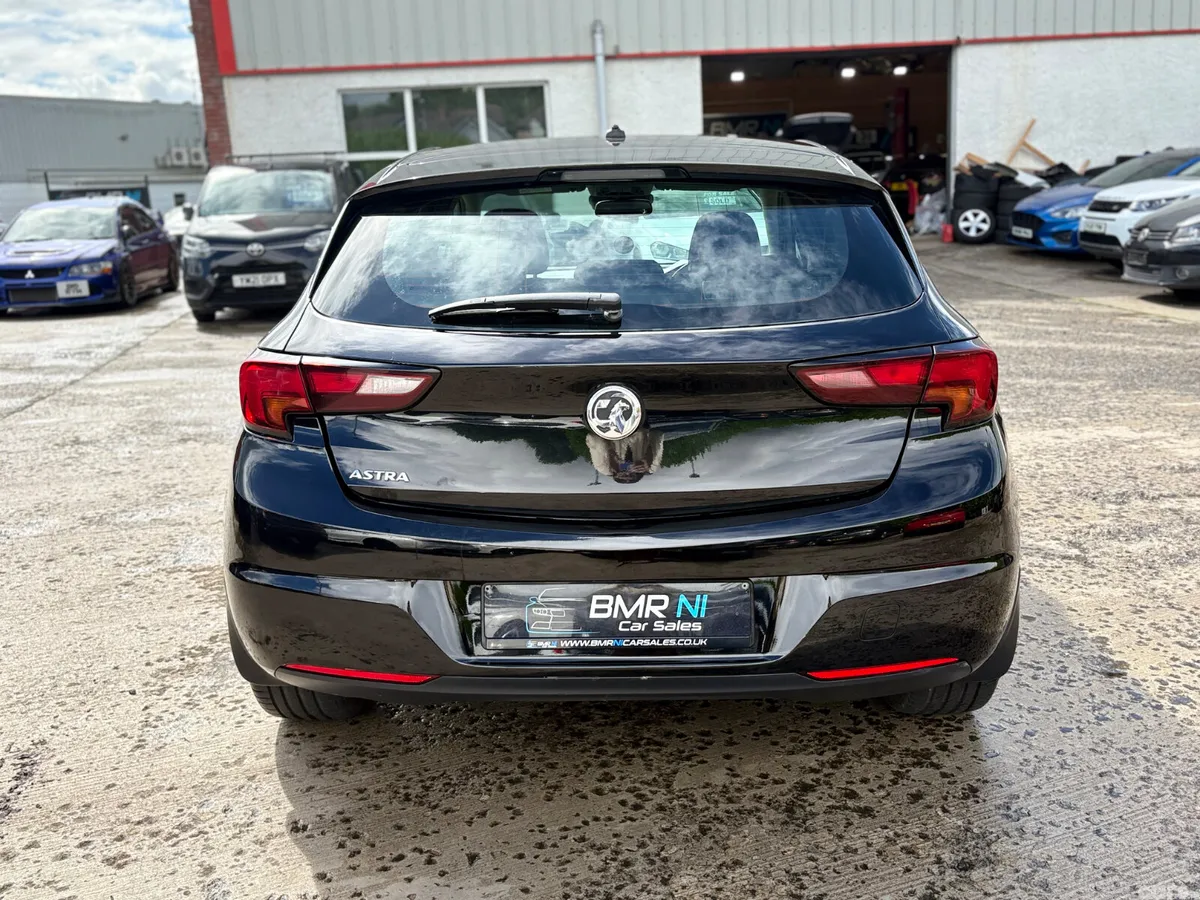 Vauxhall Astra Hatchback, Diesel, 2019, Black