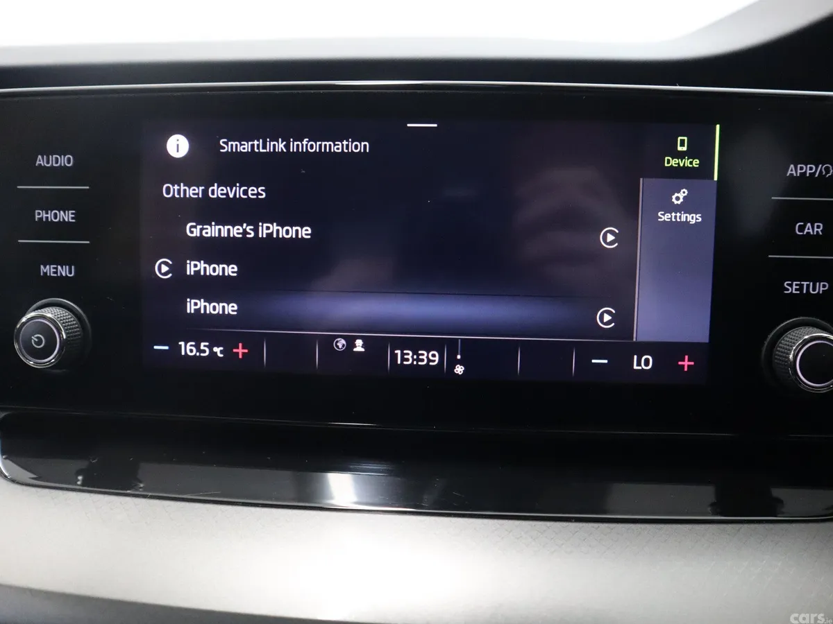 Skoda Octavia Saloon, Diesel, 2023, Grey
