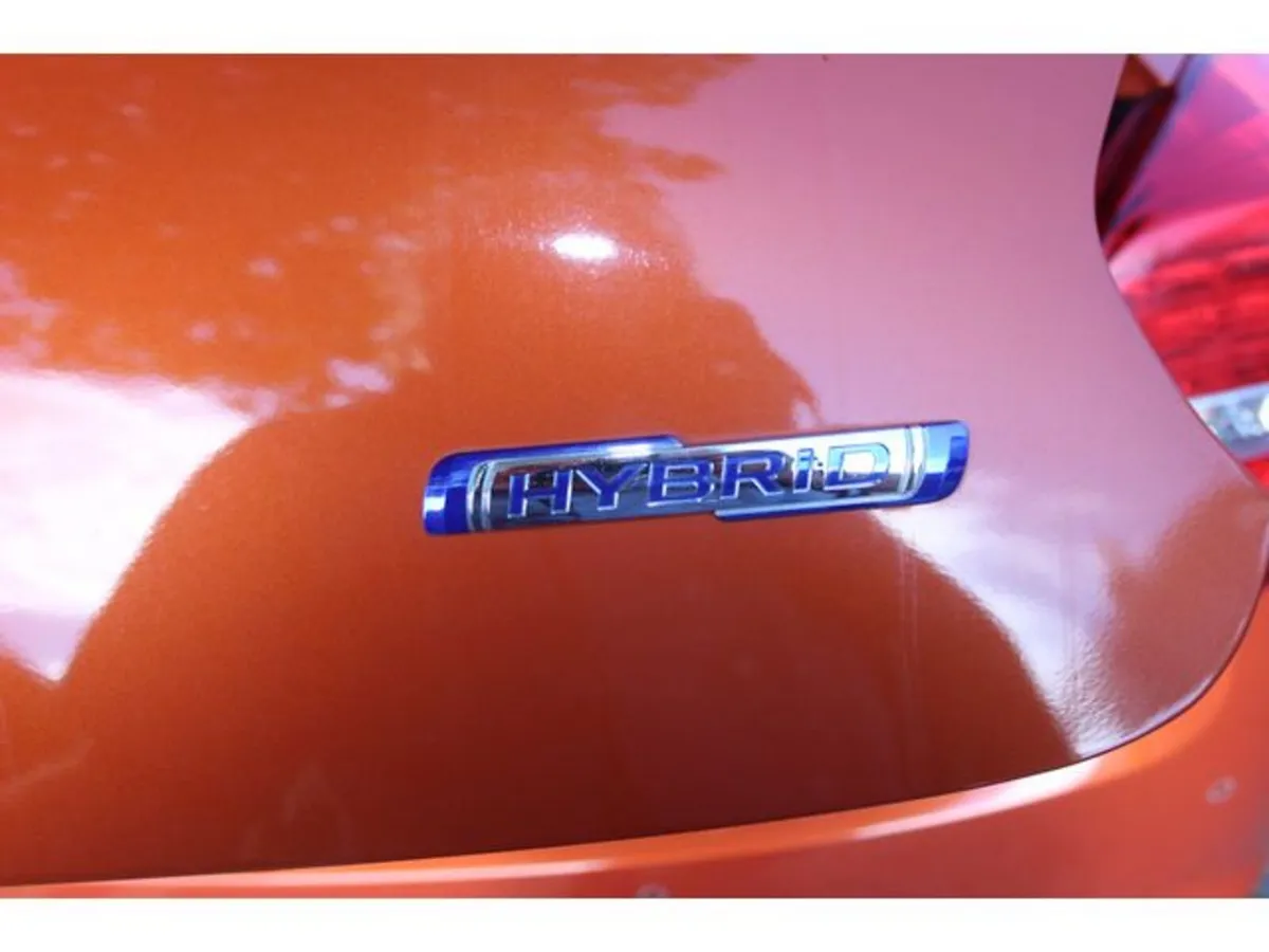 Suzuki Swift Hatchback, Petrol Hybrid, 2021, Orange