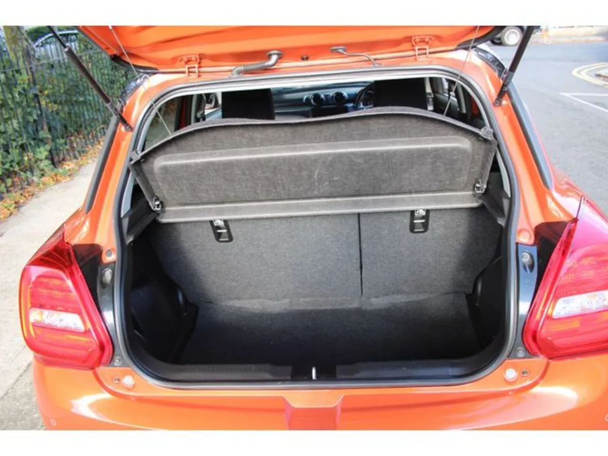 Suzuki Swift Hatchback, Petrol Hybrid, 2021, Orange