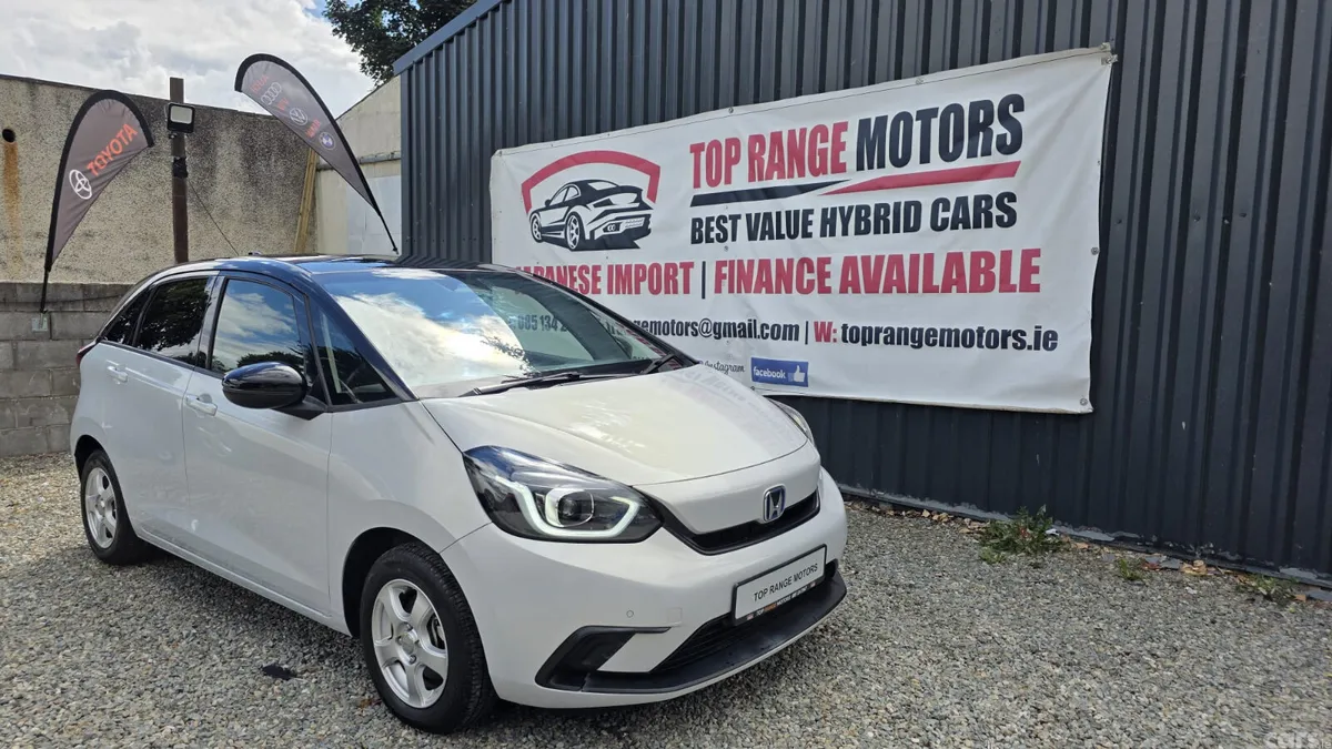 Honda Fit Hatchback, Petrol Hybrid, 2021, White