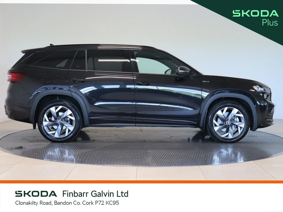 Skoda Kodiaq SUV, Petrol Plug-in Hybrid, 2026, Black