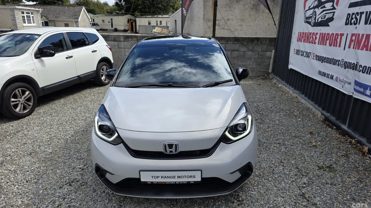 Honda Fit Hatchback, Petrol Hybrid, 2021, White