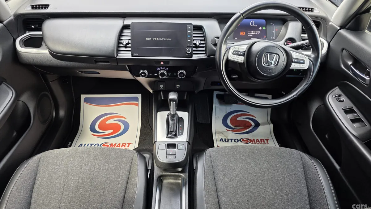 Honda Fit Hatchback, Petrol Hybrid, 2021, White