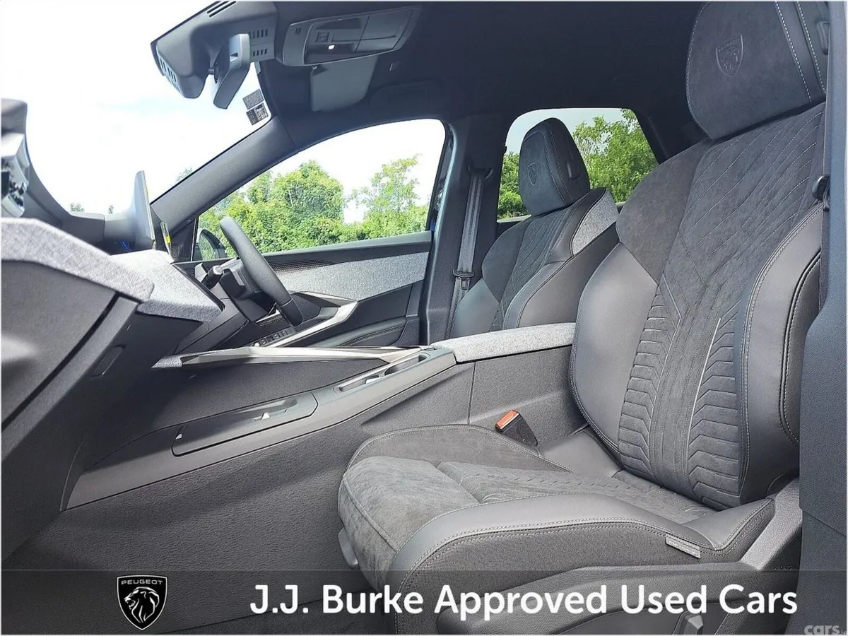 Peugeot 3008 SUV, Electric, 2026, Black