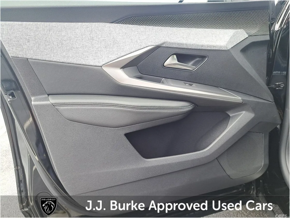 Peugeot 3008 SUV, Electric, 2026, Black