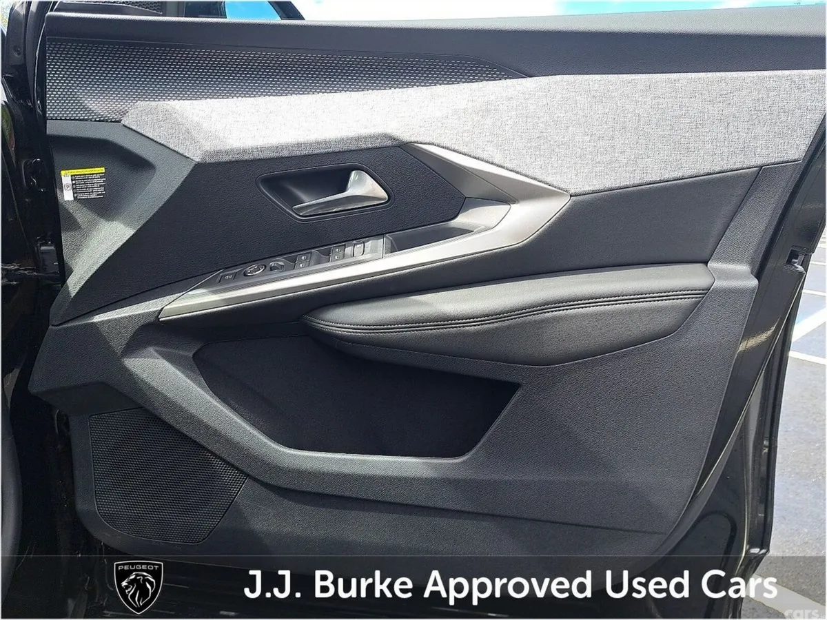 Peugeot 3008 SUV, Electric, 2026, Black