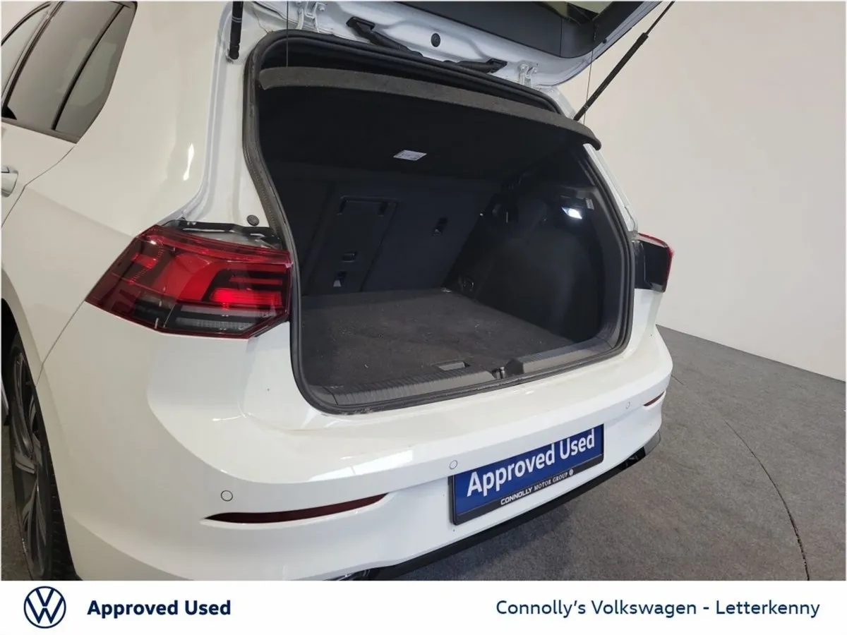 Volkswagen Golf Estate, Diesel, 2024, White