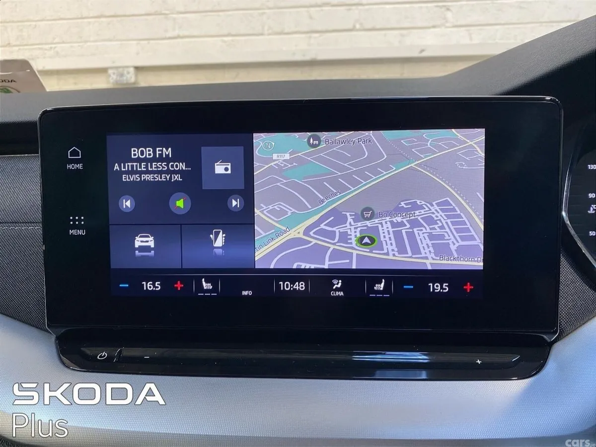Skoda Octavia Saloon, Petrol, 2023, Blue