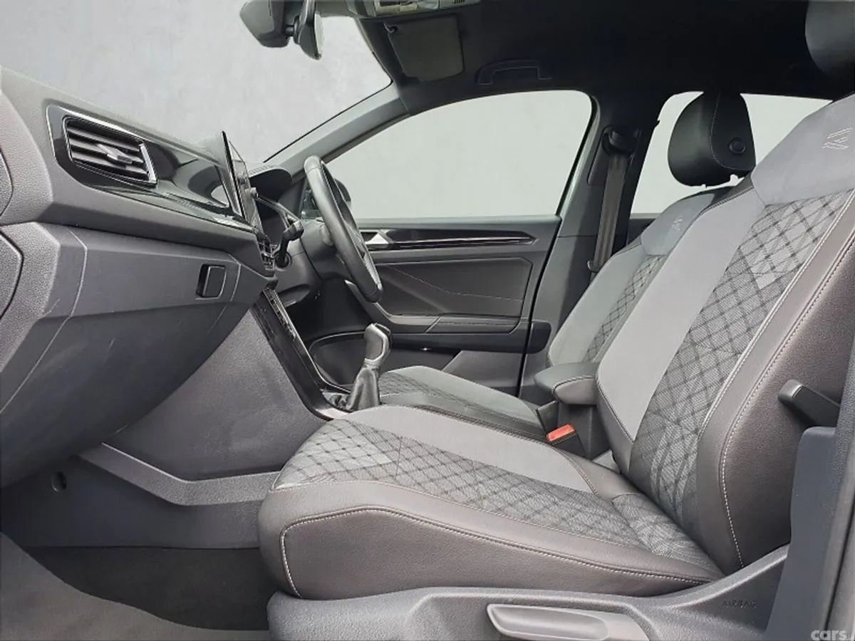 Volkswagen T-Roc SUV, Diesel, 2023, Grey