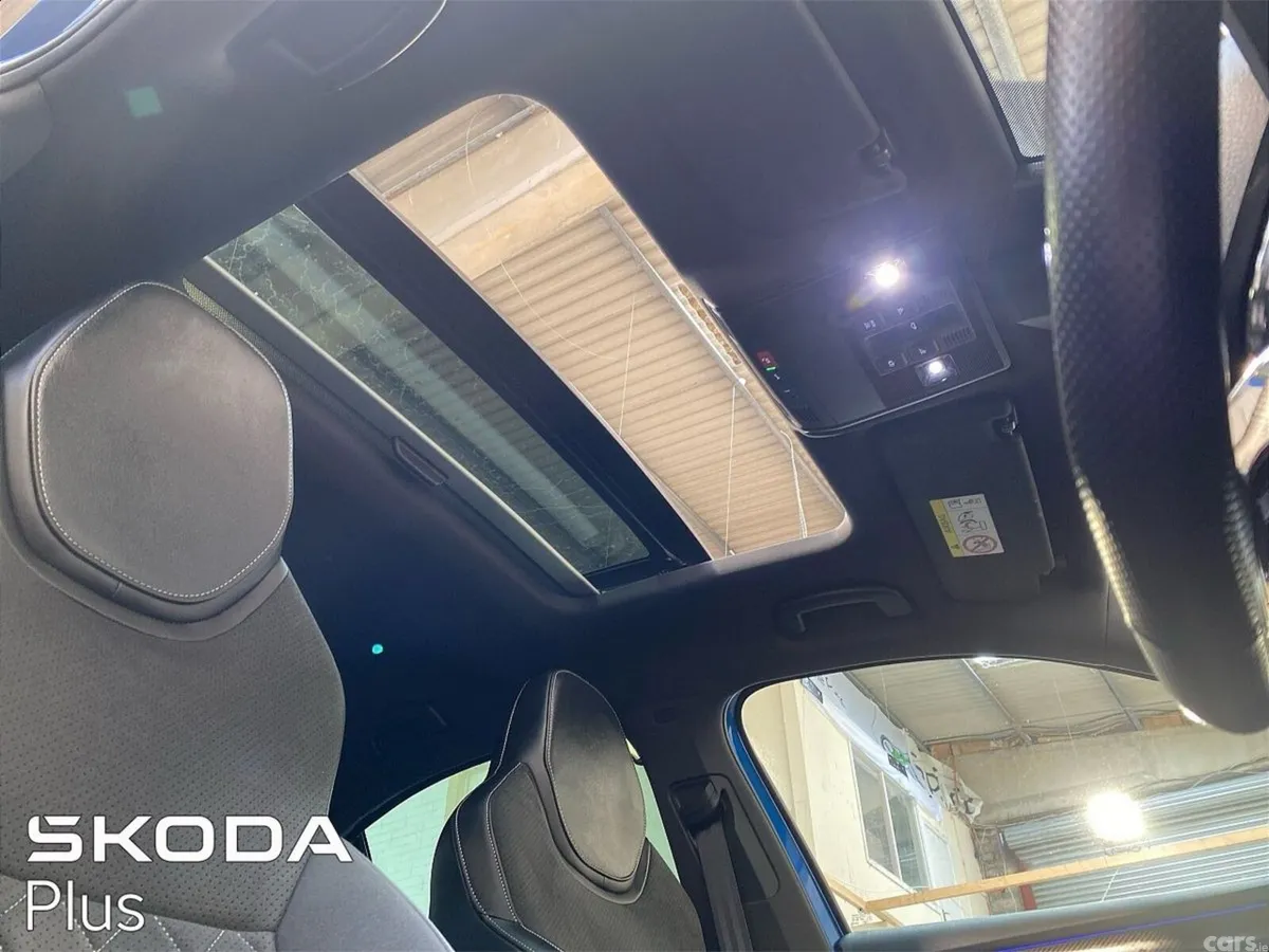 Skoda Superb Saloon, Diesel, 2024, Blue