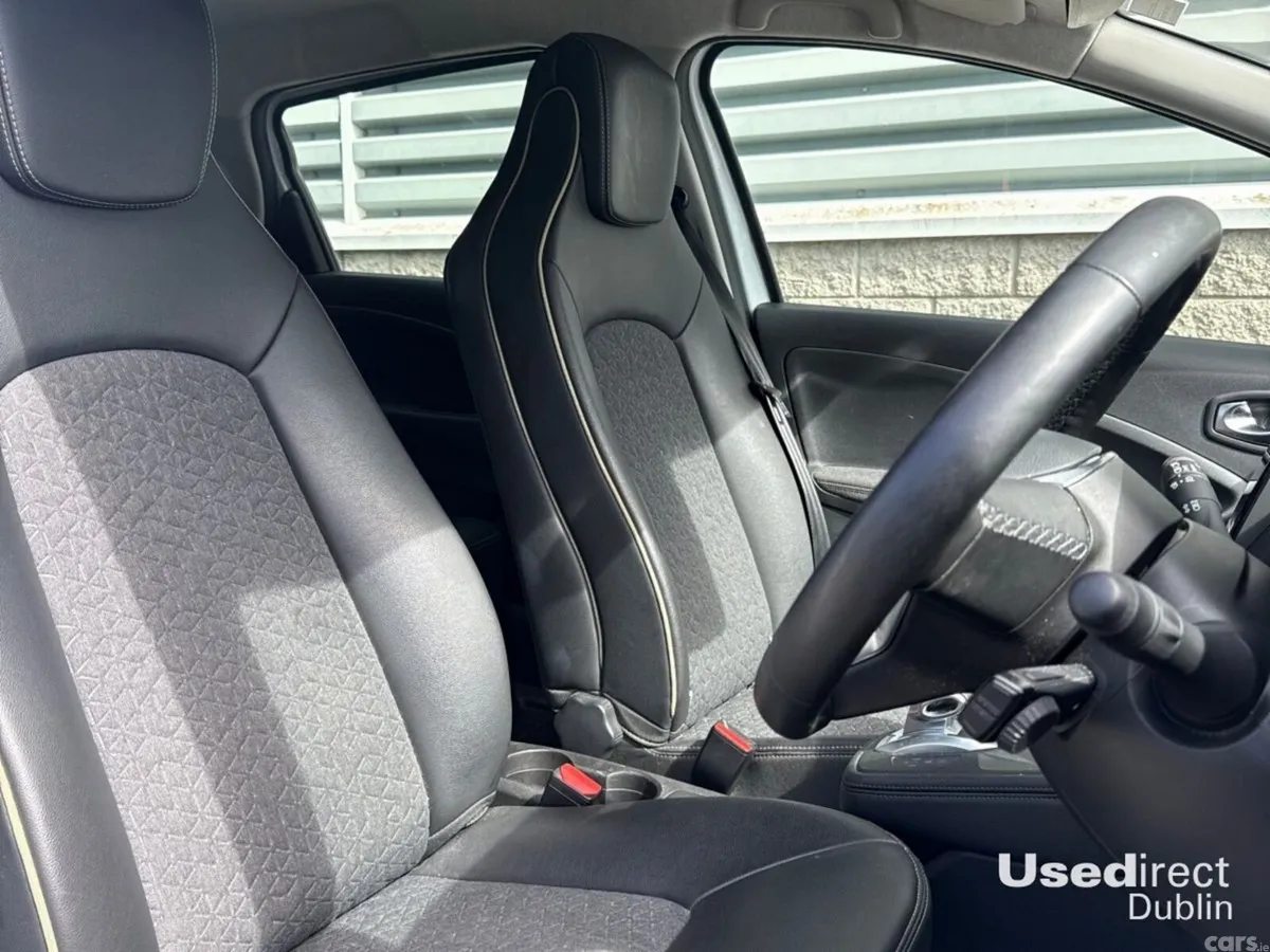 Renault Zoe Hatchback, Electric, 2023, White