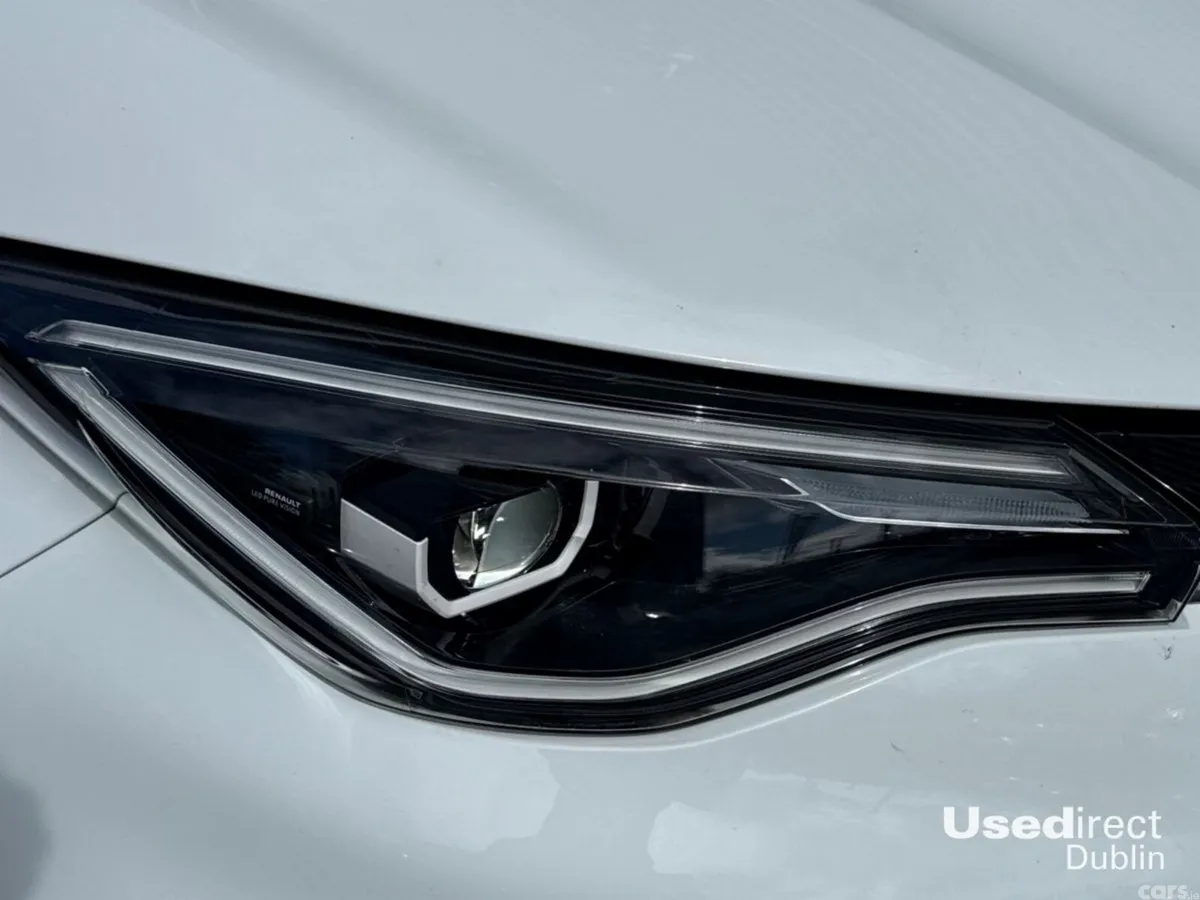 Renault Zoe Hatchback, Electric, 2023, White