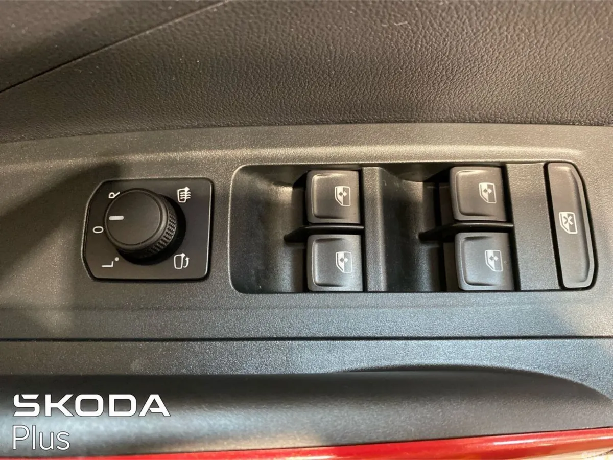 Skoda Fabia Hatchback, Petrol, 2025, Orange