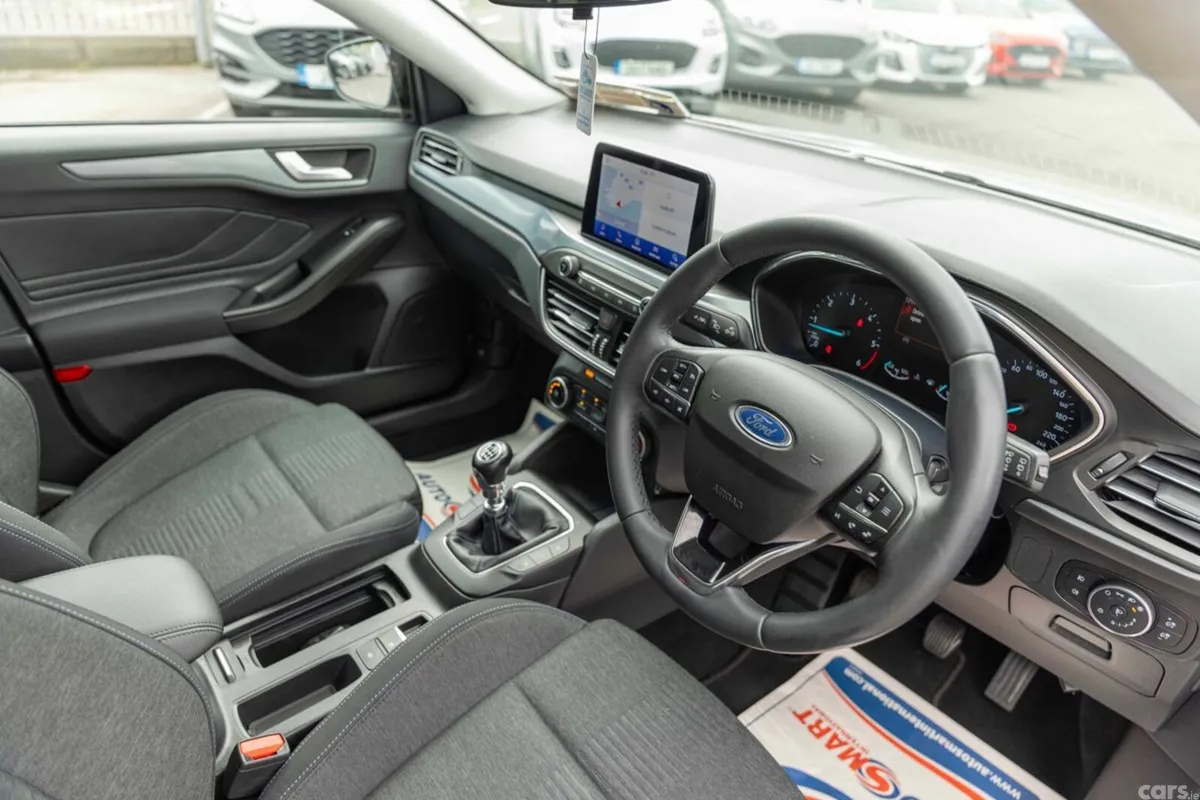 Ford Focus Hatchback, Diesel, 2020, Grey