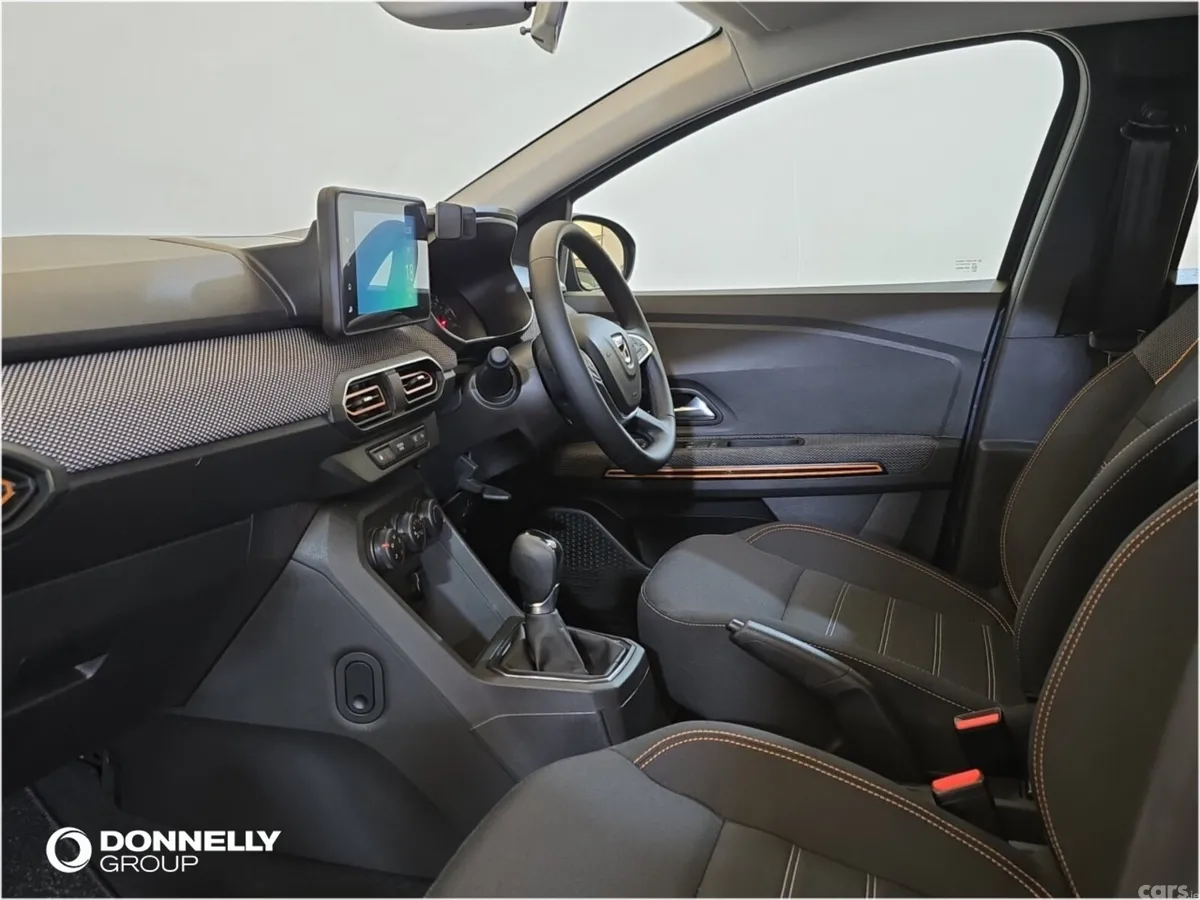 Dacia Sandero Stepway Hatchback, Petrol, 2023, Grey