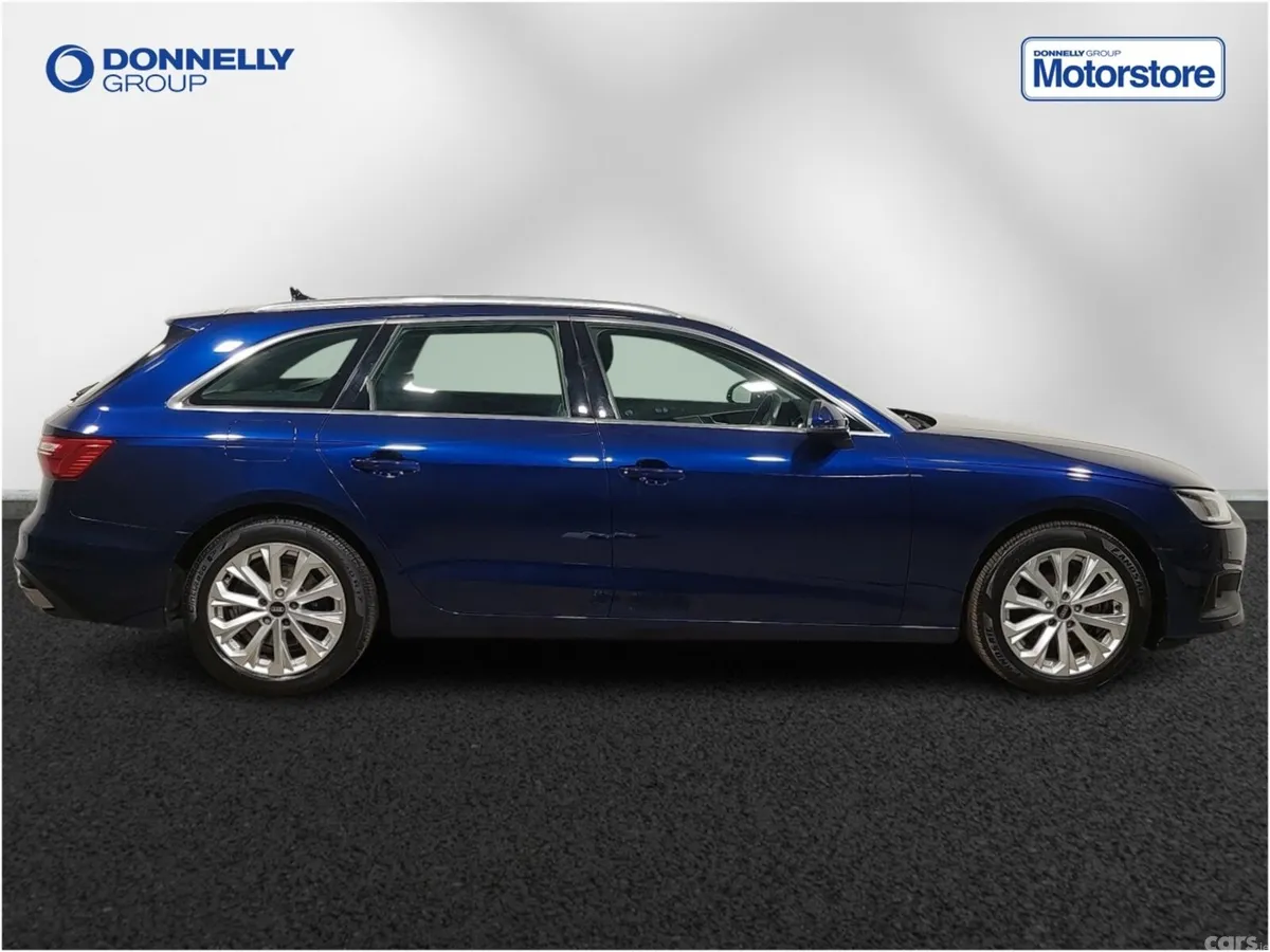 Audi A4 Estate, Diesel, 2023, Blue