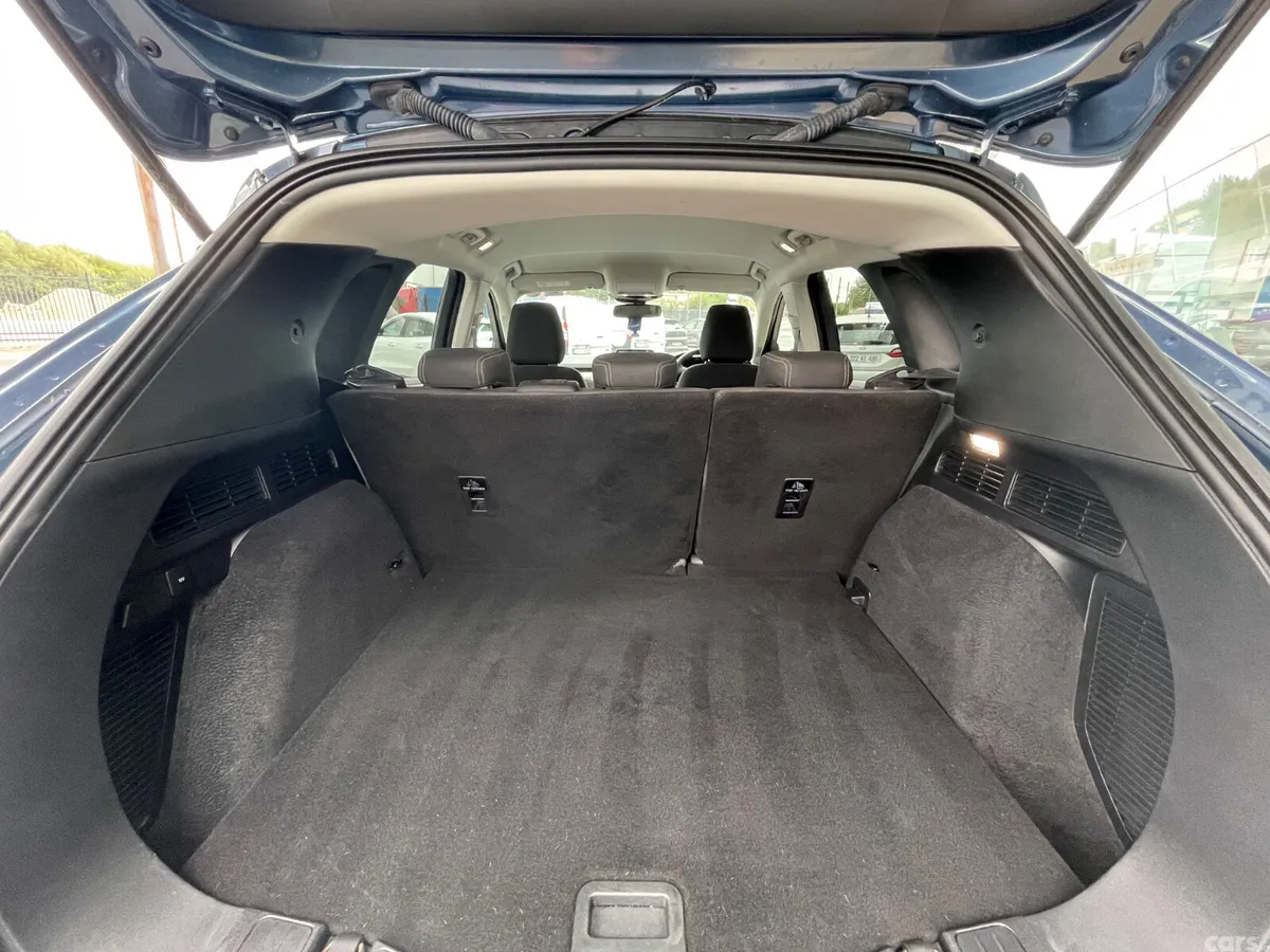 Ford Kuga SUV, Diesel Hybrid, 2021, Blue