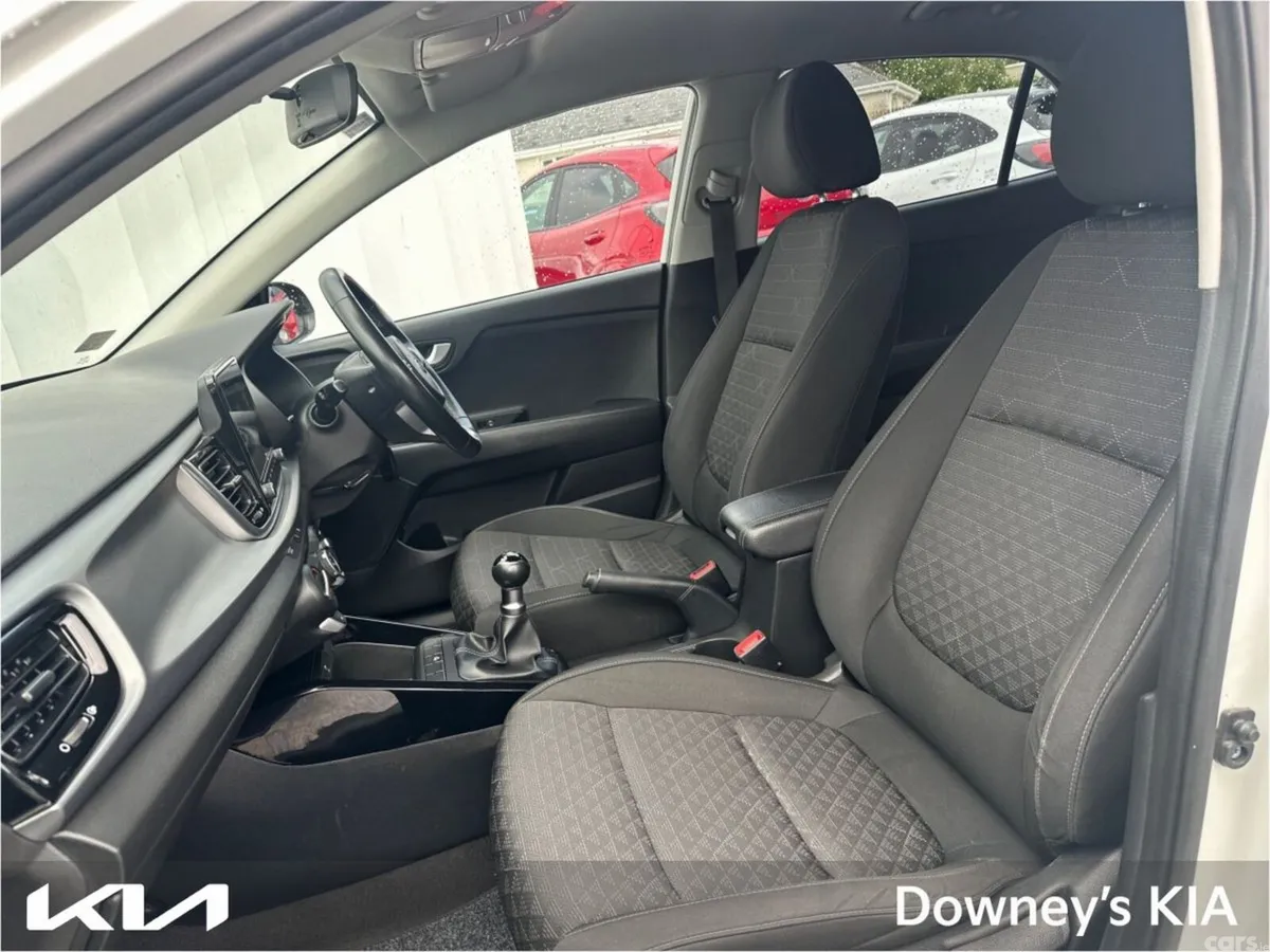 Kia Rio Hatchback, Petrol, 2021, White