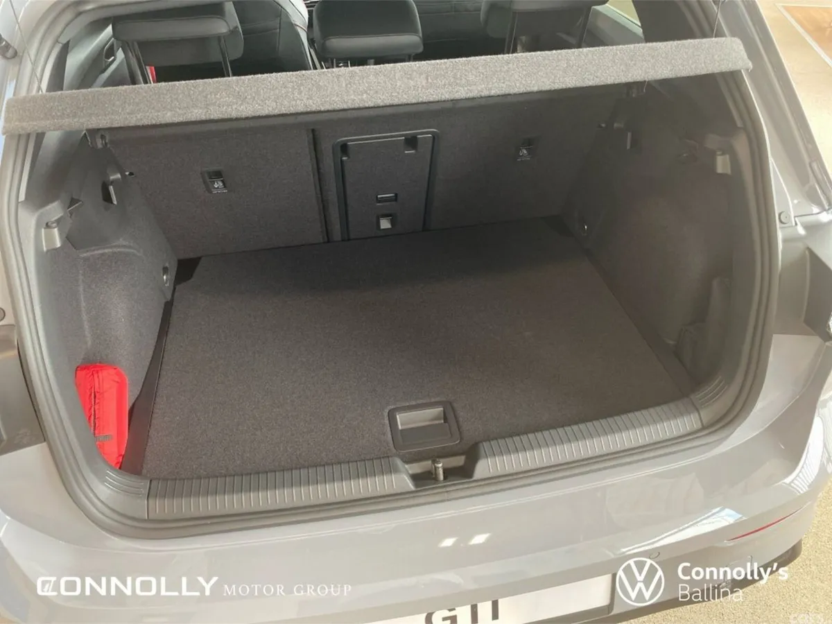 Volkswagen Golf Hatchback, Petrol, 2027, Grey