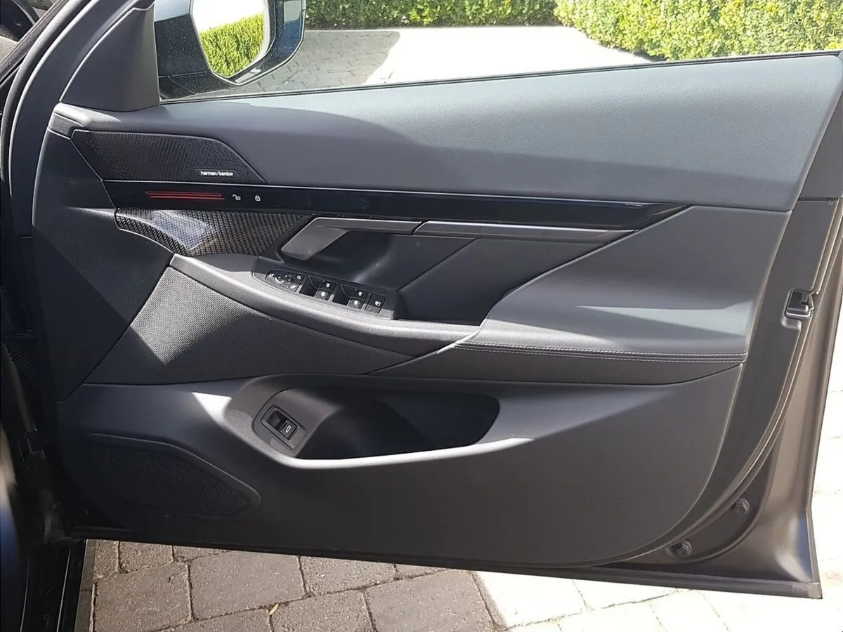 BMW 5-Series Saloon, Petrol Plug-in Hybrid, 2024, Grey