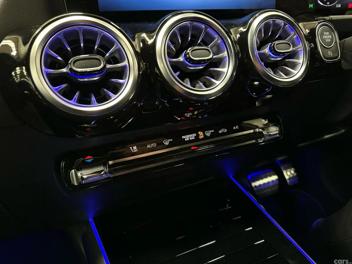 Mercedes-Benz GLA SUV, Diesel, 2026, Grey