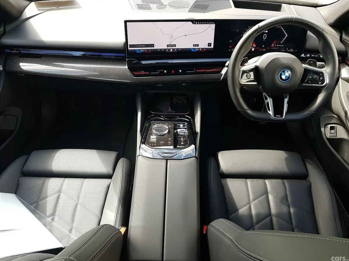 BMW 5-Series Saloon, Petrol Plug-in Hybrid, 2024, Grey