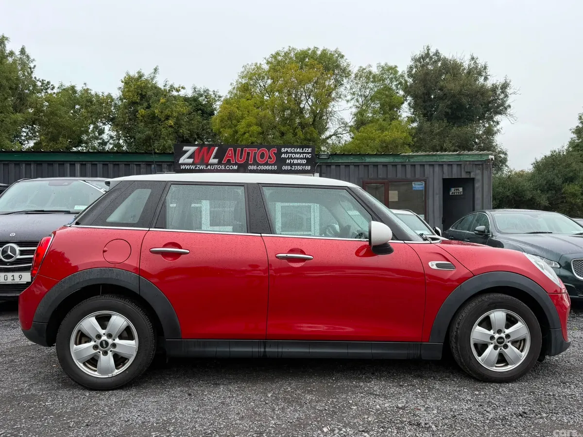 Mini Cooper Hatchback, Petrol, 2017, Red
