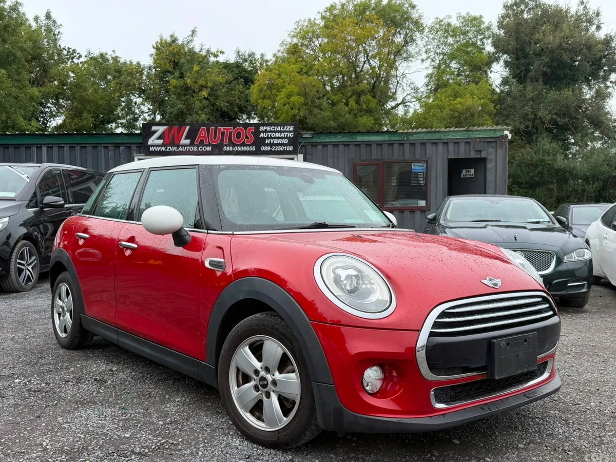 Mini Cooper Hatchback, Petrol, 2017, Red