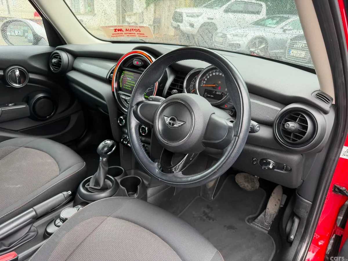 Mini Cooper Hatchback, Petrol, 2017, Red