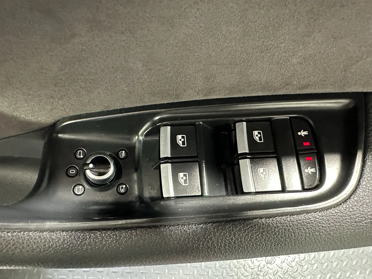Audi Q7 SUV, Diesel, 2016, Blue