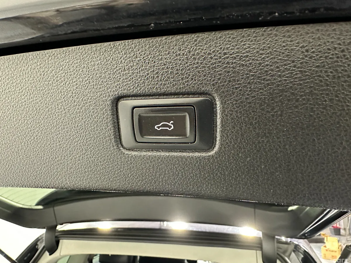 Audi Q7 SUV, Diesel, 2016, Blue